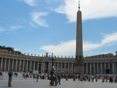 Piazza San Pietro - Egyptian obelisk